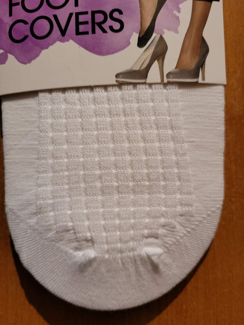 6 Pairs Leggs White Cushioned No-Show Foot Covers Womens Size 5-9 NWT